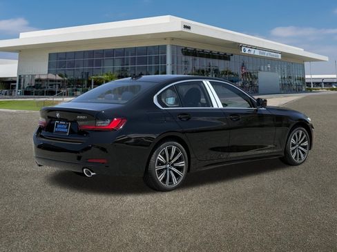 New 2026 BMW 330i Sedan w/ Convenience Package RWD image 10