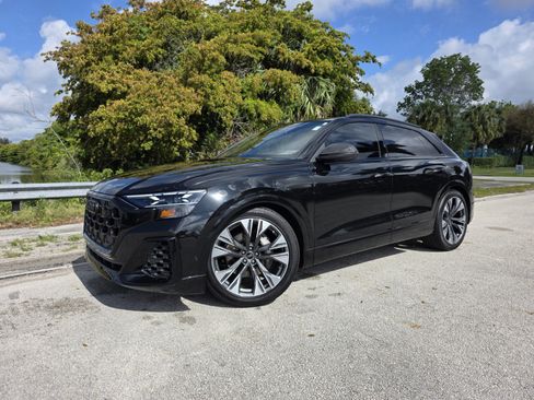 Used 2024 Audi Q8 Prestige AWD/4WD image 1