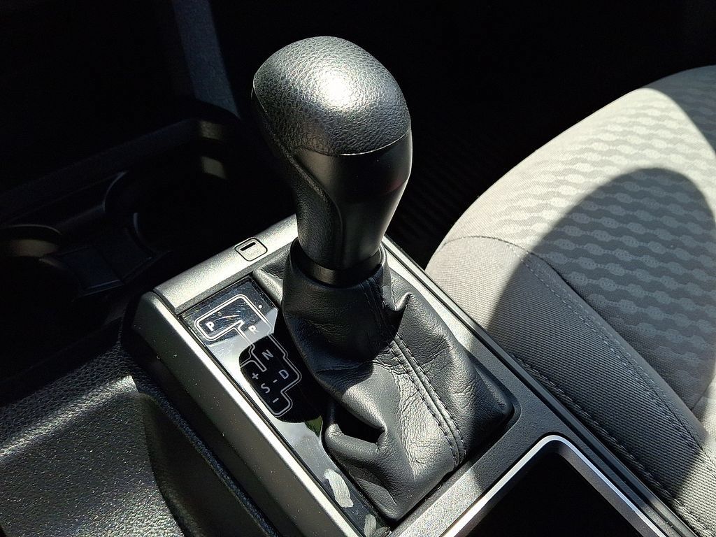 Used 2023 Toyota Tacoma SR AWD/4WD image 17