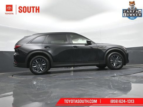 Used 2025 MAZDA CX-70 3.3 Turbo w/ Preferred Package AWD/4WD image 39