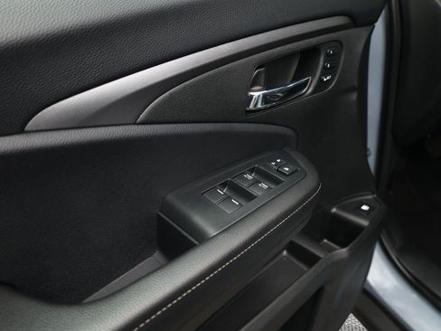 Used 2023 Honda Ridgeline RTL-E image 13