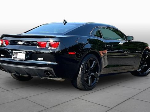 Used 2013 Chevrolet Camaro LS RWD image 11