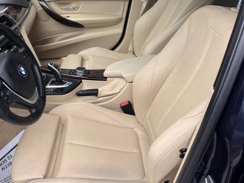 Used 2016 BMW 328i xDrive Sedan w/ Premium Package image 10