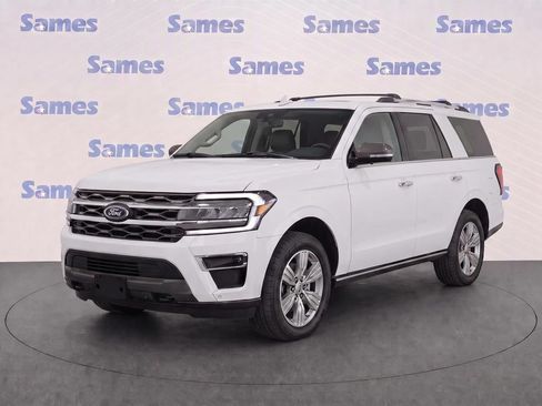 Used 2024 Ford Expedition Max King Ranch AWD/4WD image 2