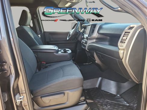 Used 2022 RAM 2500 Tradesman image 11