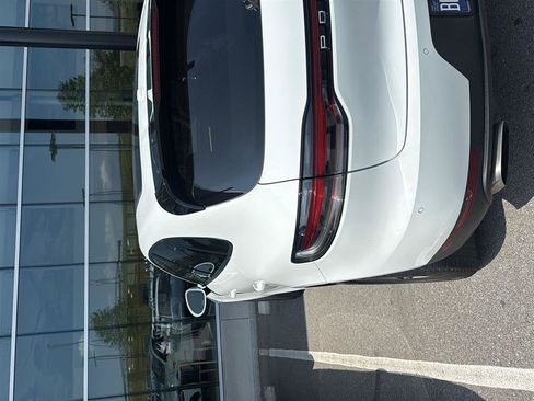 Used 2020 Porsche Macan AWD/4WD image 6