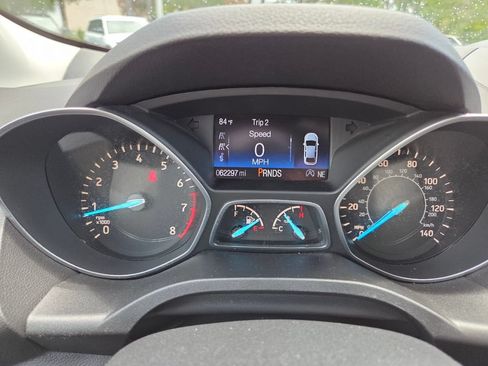 Used 2017 Ford Escape SE w/ SE Sport Appearance Package AWD/4WD image 35