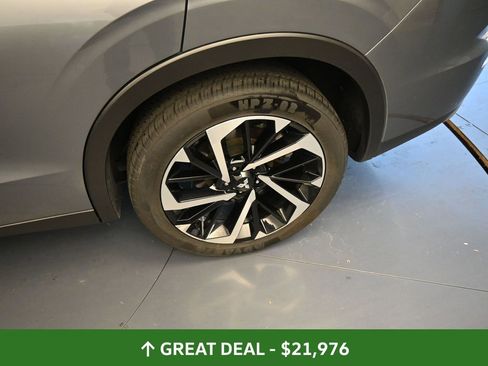 Used 2024 Mitsubishi Outlander SE image 19