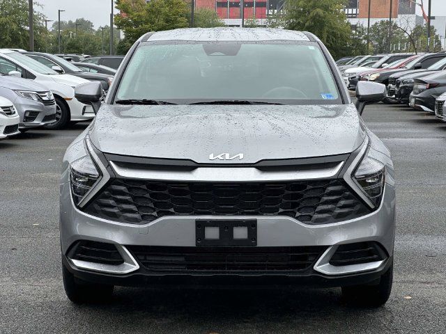 Used 2025 Kia Sportage LX AWD/4WD image 6
