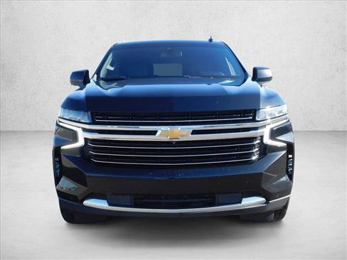 Used 2021 Chevrolet Tahoe LT w/ Luxury Package RWD image 2
