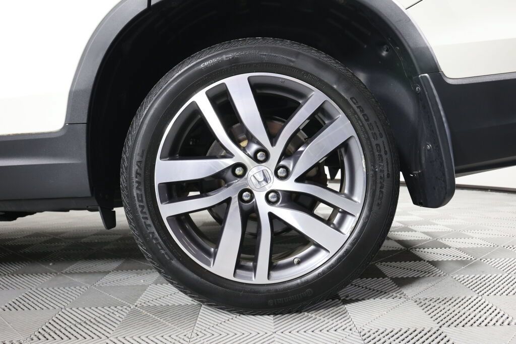 Used 2017 Honda Pilot Touring image 8