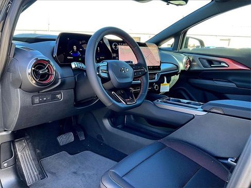 New 2026 Chevrolet Equinox EV RS image 8