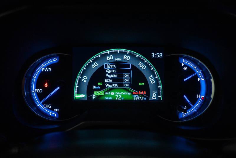 Used 2023 Toyota RAV4 LE AWD/4WD image 16
