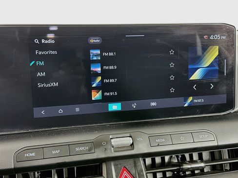 Used 2025 Kia K4 FWD image 21