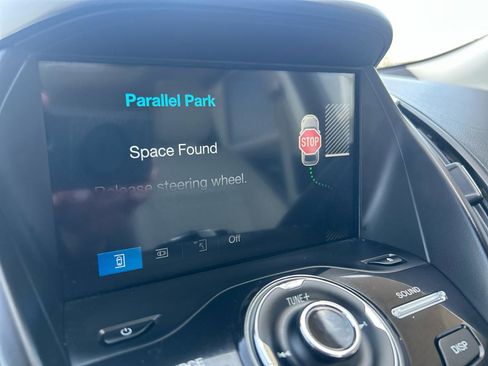 Used 2018 Ford Escape Titanium image 25