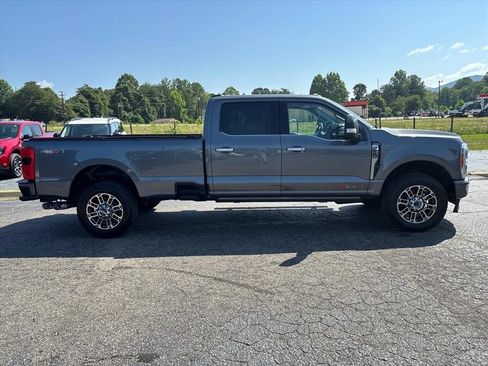 Used 2023 Ford F250 Limited AWD/4WD image 9