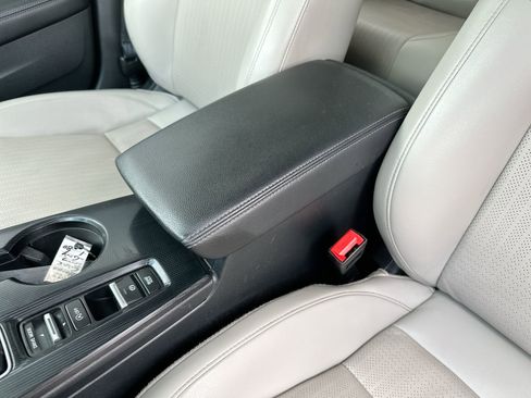 Used 2023 Honda Civic Touring image 21