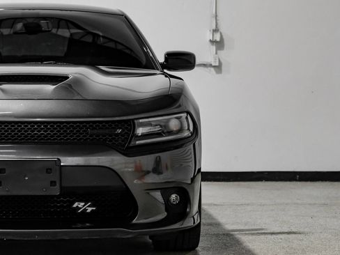 Used 2020 Dodge Charger R/T w/ Plus Group RWD image 58