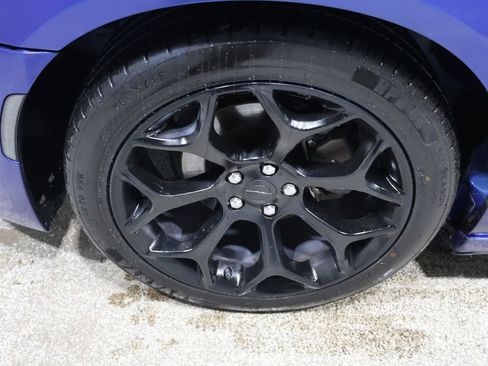 Used 2019 Chrysler 300 S image 9