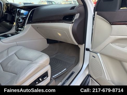 Used 2016 Cadillac Escalade Luxury image 83