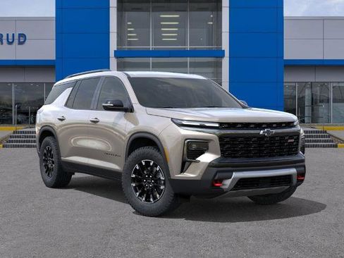 New 2026 Chevrolet Traverse Z71 w/ Enhanced Driving Package image 7