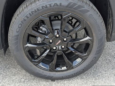 New 2027 GMC Terrain Elevation w/ Elevation Premium Package FWD image 11