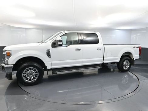 Used 2022 Ford F250 XLT w/ XLT Premium Package image 12