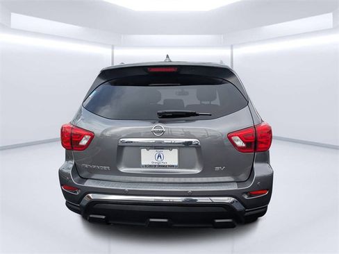 Used 2020 Nissan Pathfinder SV image 4