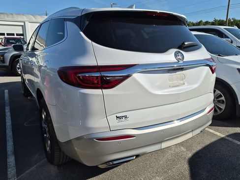 Used 2019 Buick Enclave Avenir FWD image 7