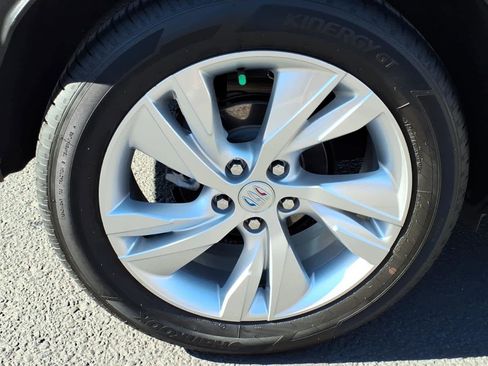 Used 2024 Buick Encore GX Preferred w/ Advanced Technology Package image 11