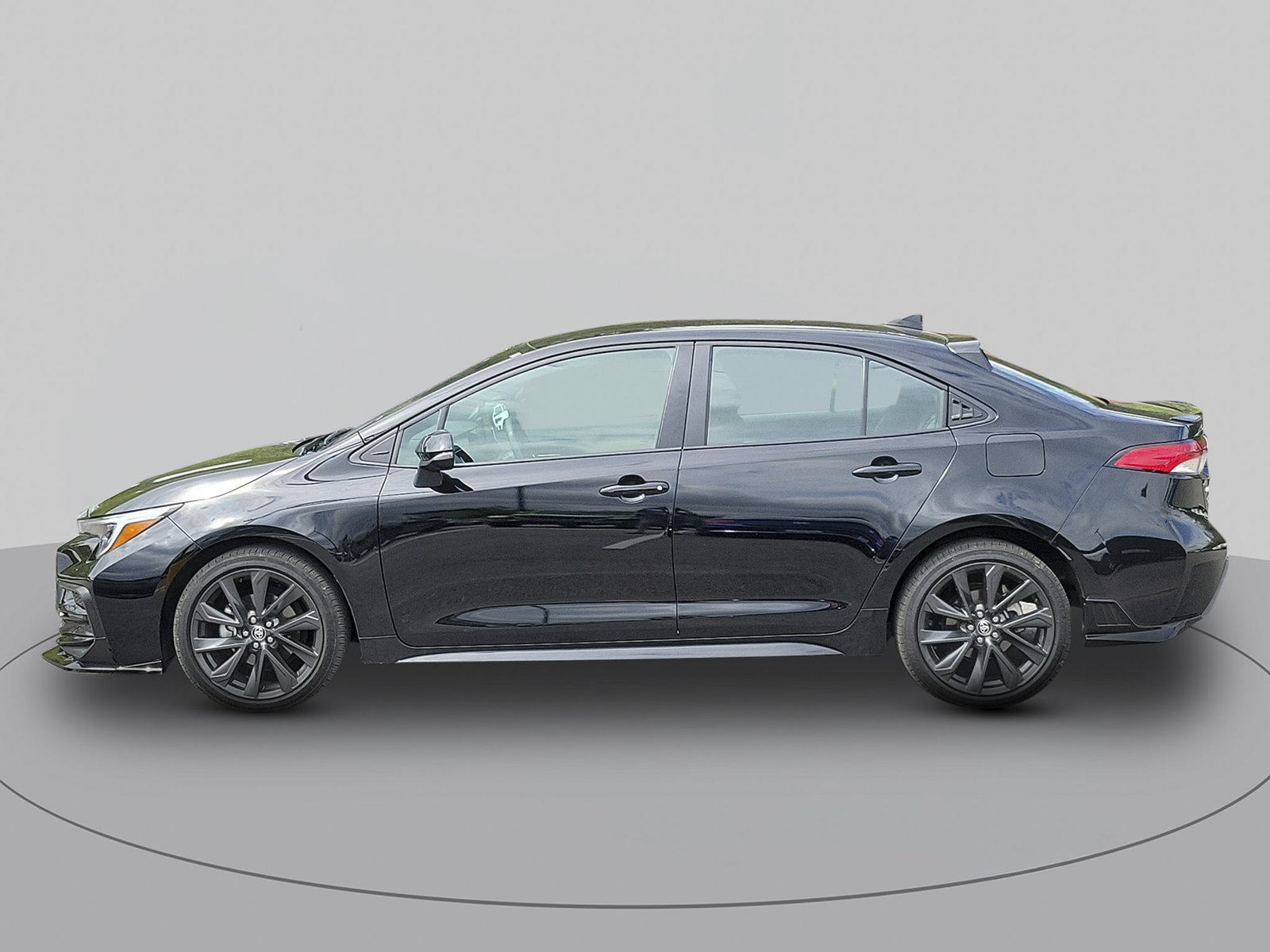 Used 2025 Toyota Corolla SE FWD image 6