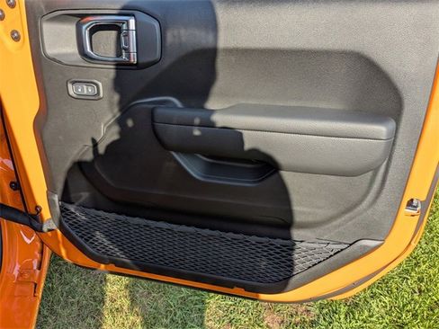 New 2025 Jeep Gladiator Sport image 31