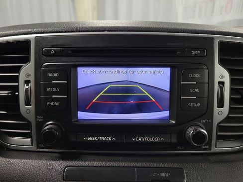 Used 2019 Kia Sportage LX image 20