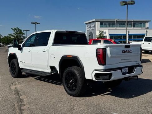 Certified 2025 GMC Sierra 2500 AT4 AWD/4WD image 3