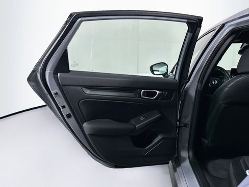 Used 2025 Honda Civic Sport image 25