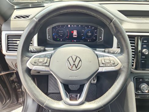 Used 2023 Volkswagen Atlas Cross Sport SEL R-Line AWD/4WD image 9