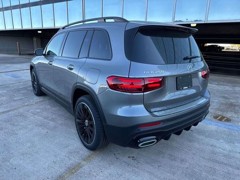 Used 2025 Mercedes-Benz GLB 250 image 4
