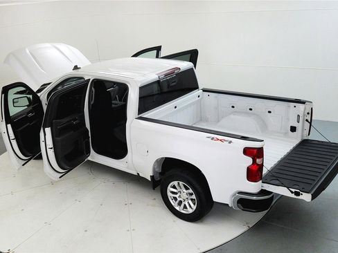 Used 2023 Chevrolet Silverado 1500 LT image 20