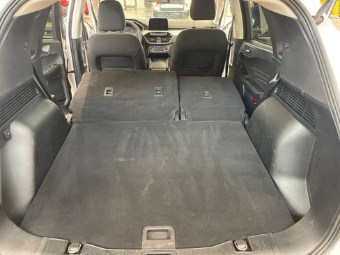 Used 2022 Ford Escape SE w/ SE Sport Appearance Package AWD/4WD image 10