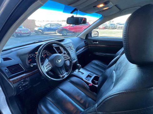 Used 2013 Subaru Legacy 2.5i Limited image 16