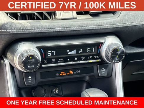 Used 2025 Toyota RAV4 XLE AWD/4WD image 21