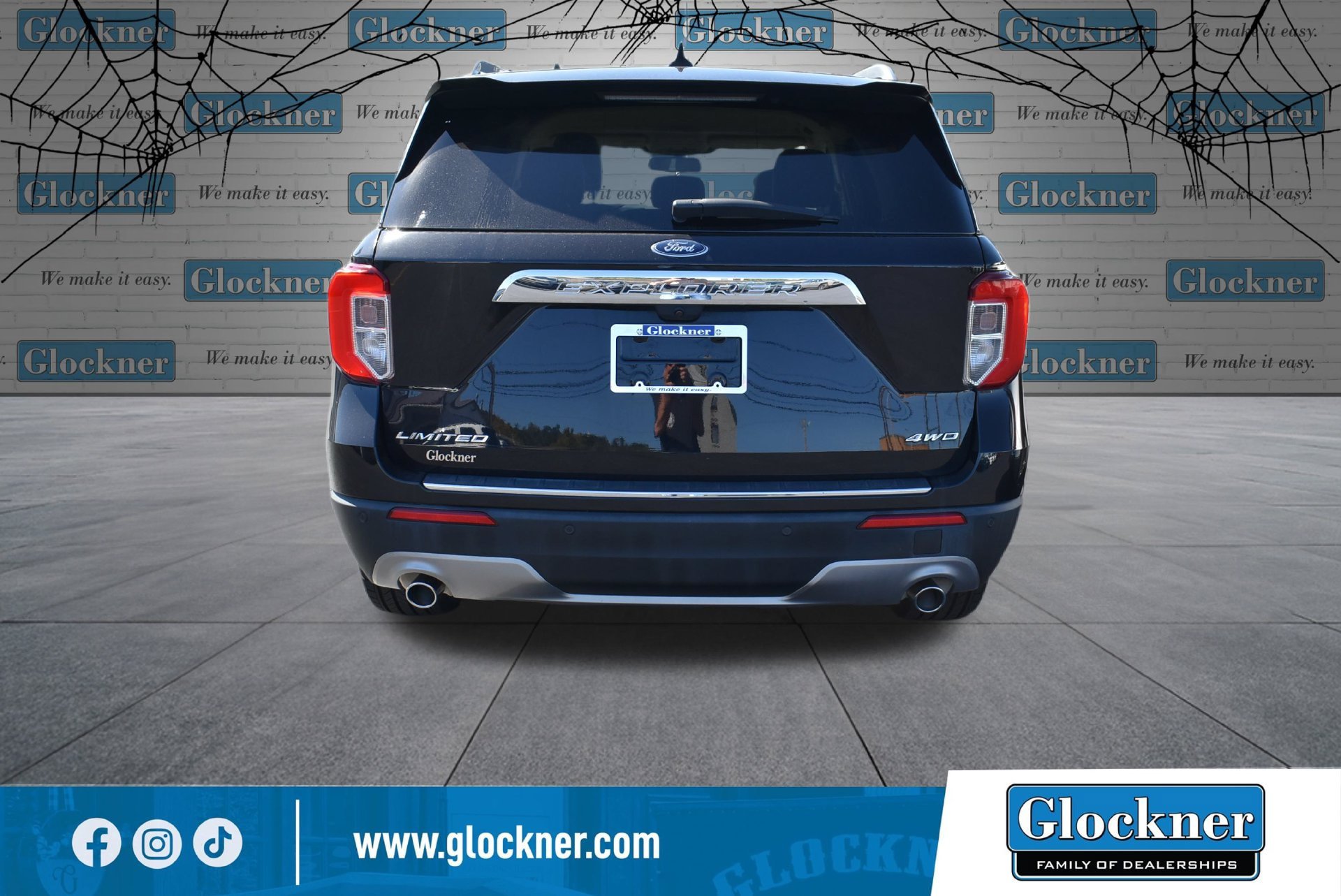 Used 2023 Ford Explorer Limited AWD/4WD image 6