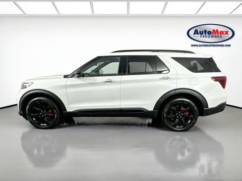 Used 2022 Ford Explorer ST w/ Equipment Group 401A AWD/4WD image 9