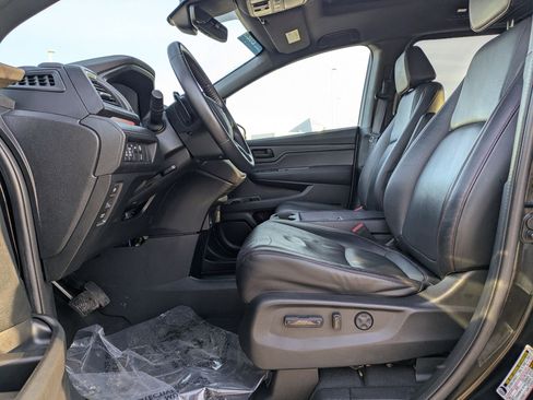 Certified 2023 Honda Odyssey Sport image 13