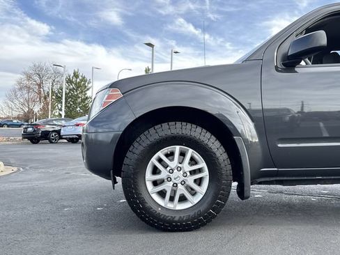Used 2015 Nissan Frontier SV w/ SV Value Truck Package image 26