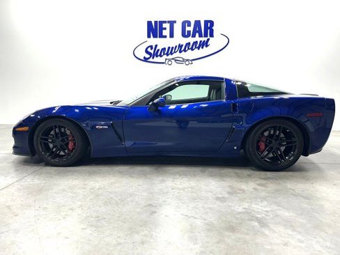 Used 2007 Chevrolet Corvette Z06 w/ Preferred Equipment Group RWD image 3