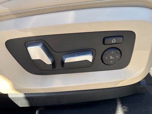 Used 2020 BMW X5 sDrive40i w/ Premium Package image 40