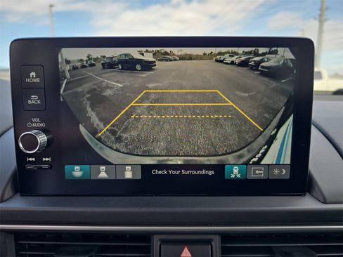 Certified 2025 Honda Pilot EX-L image 18