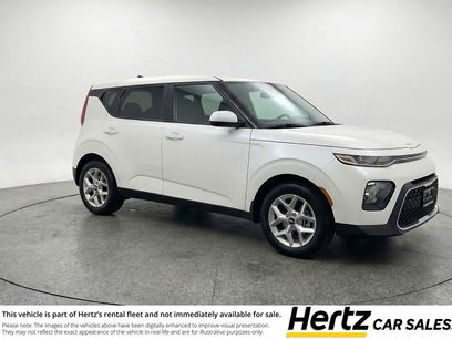 Used 2025 Kia Soul LX w/ LX Technology Package