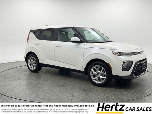 Used 2025 Kia Soul LX w/ LX Technology Package image 1